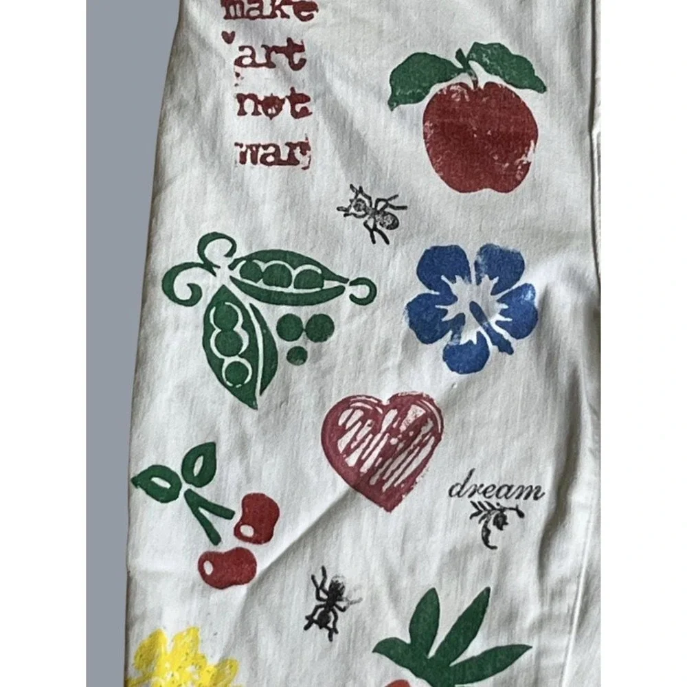 HAND PAINTED White Denim Shorts Garden Fruit/Veggies Graffiti Street Art Size 6